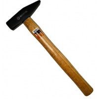 Молоток Вихрь 400 г. квадратный боёк, деревянная ручка